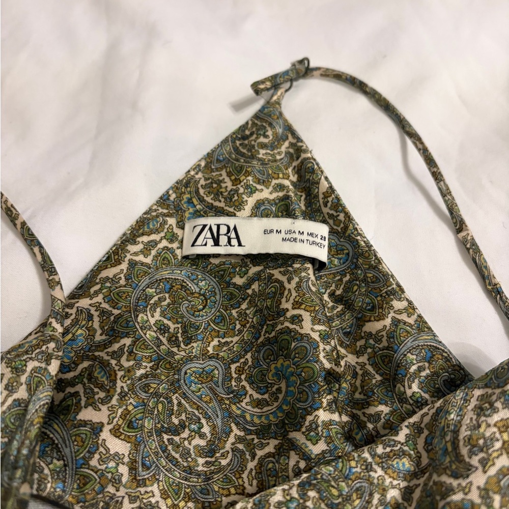 Elegant‎ slip Green  Patterned Dress - Picture 3 of 7